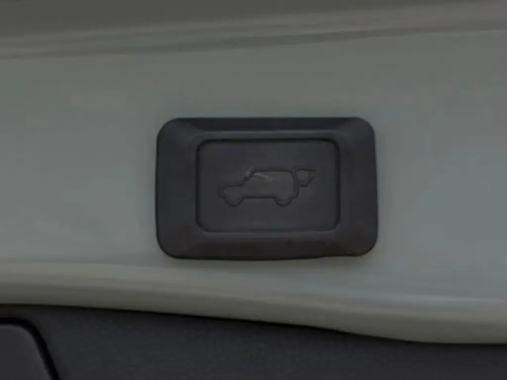 Toyota RAV4 2019 XLE 4dr SUV