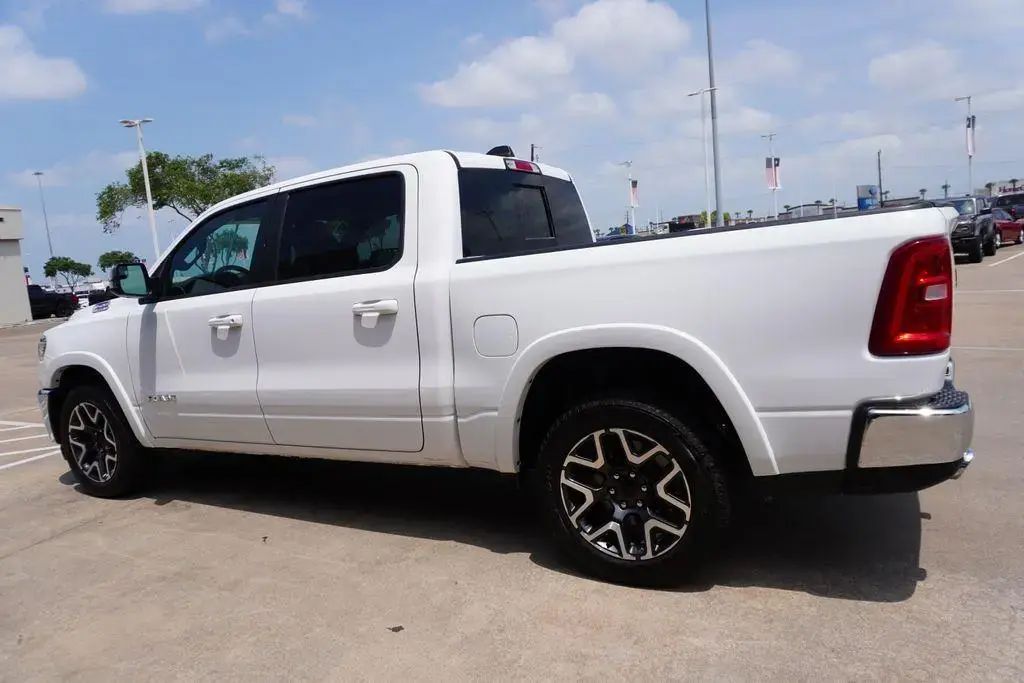 Ram 1500 2025 4x4 Laramie 4dr Crew Cab 5.6 ft. SB Pickup