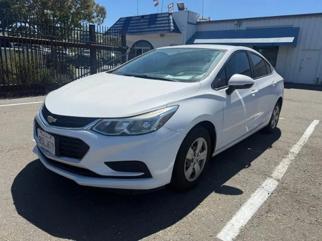 Chevrolet Cruze 2017 LS Manual 4dr Sedan