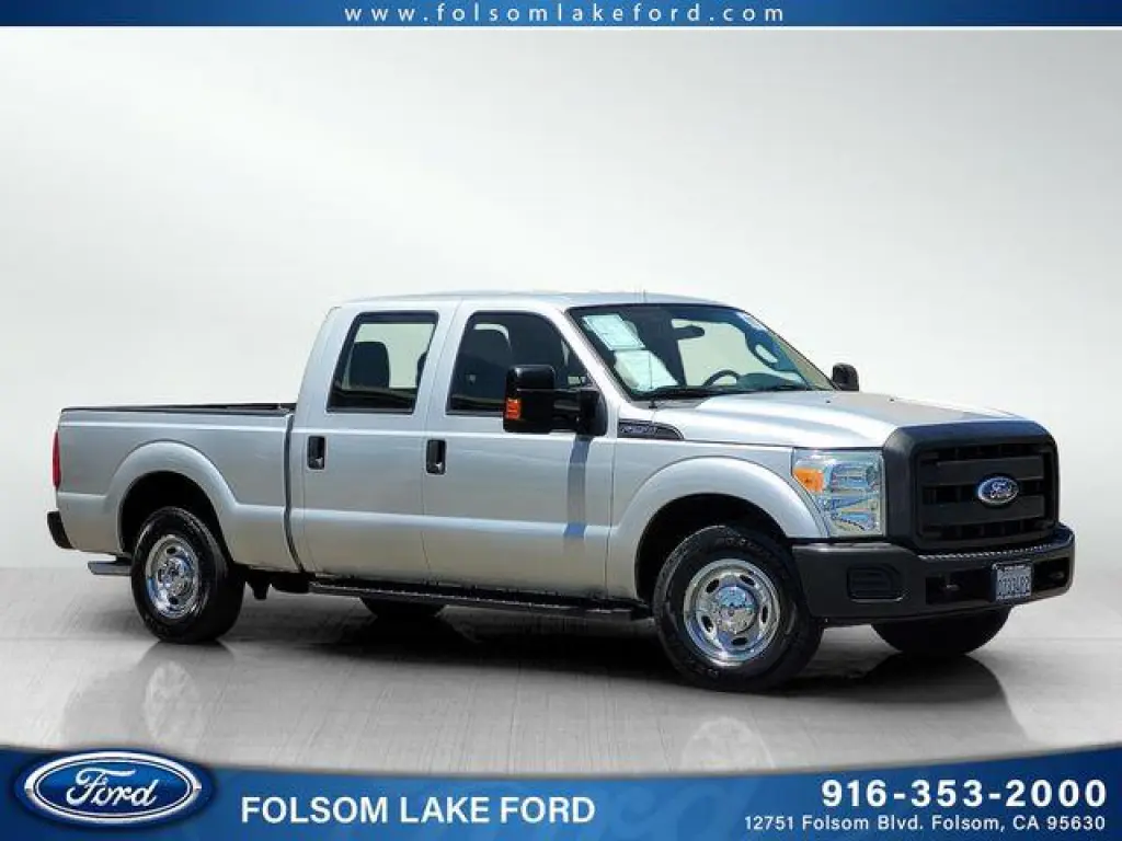 Ford F-250 Super Duty 2011 4x2 XL 4dr Crew Cab 6.8 ft. SB Pickup