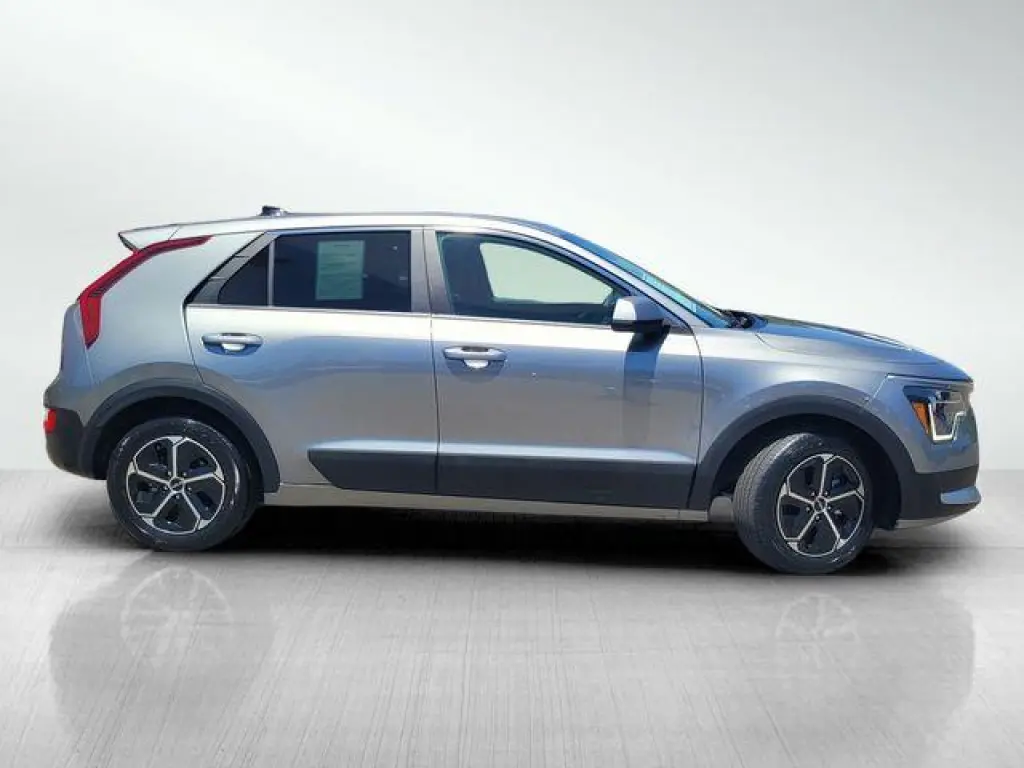 Kia Niro 2024 LX 4dr Crossover