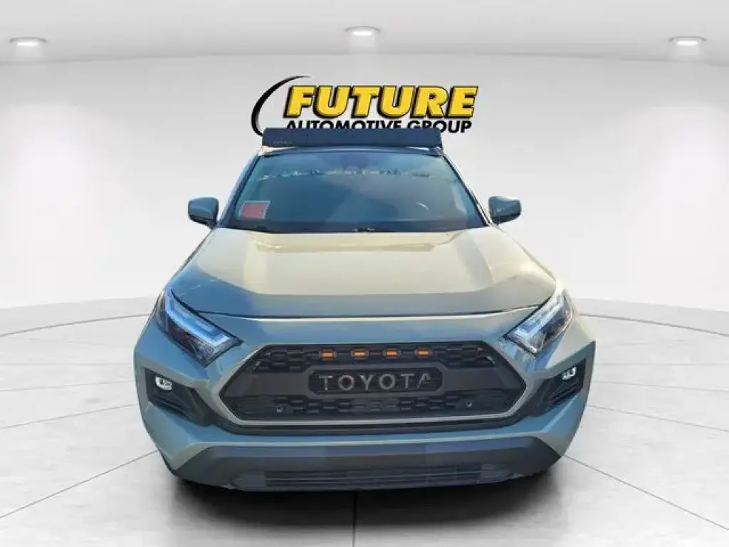 Toyota RAV4 2022 AWD Adventure 4dr SUV
