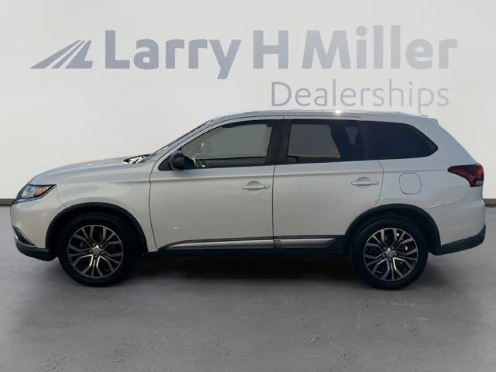 Mitsubishi Outlander 2016 AWD SE 4dr SUV