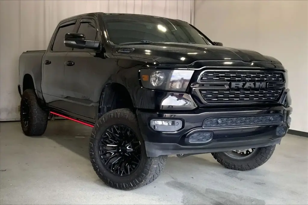 Ram 1500 2023 4x2 Big Horn 4dr Crew Cab 5.6 ft. SB Pickup
