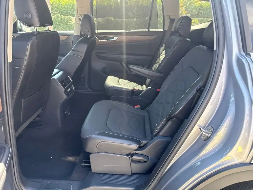Volkswagen Atlas 2024 AWD SE 4Motion 4dr SUV w/Technology