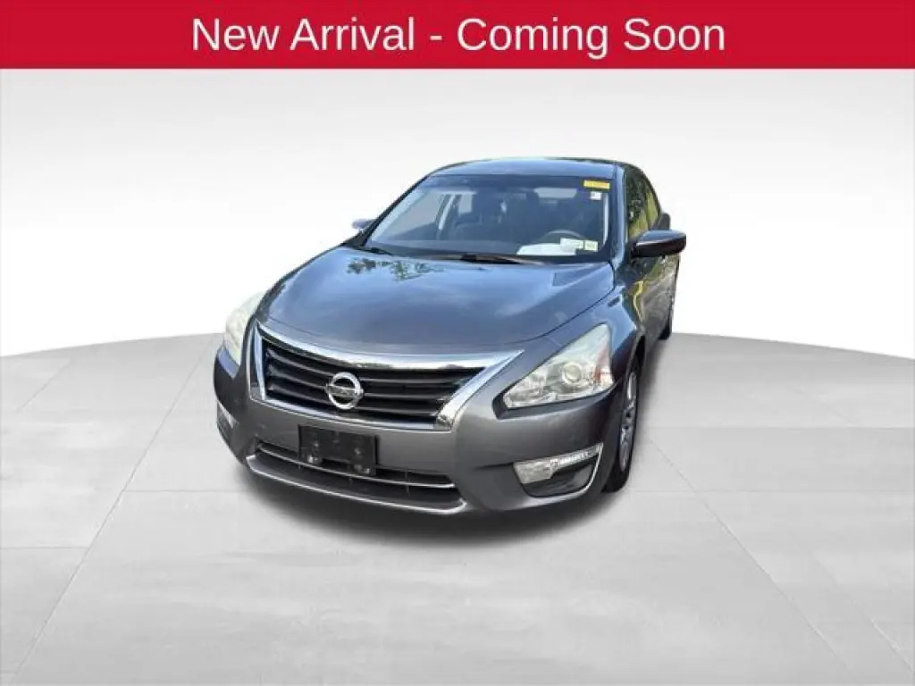 Nissan Altima 2015 2.5 S 4dr Sedan