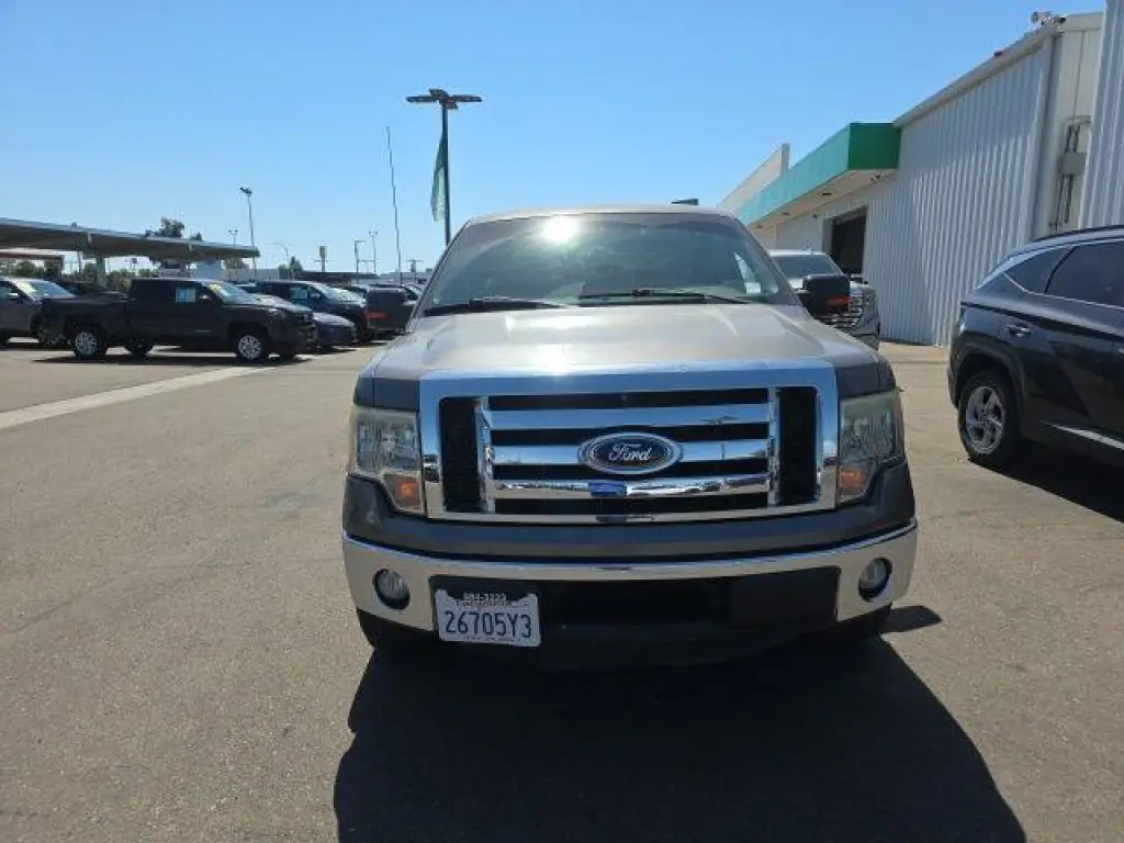 Ford F-150 2012 4x2 XL 4dr SuperCrew Styleside 5.5 ft. SB