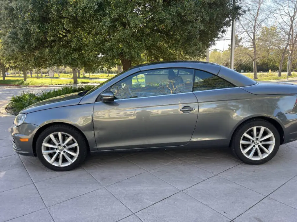 2012 Volkswagen Eos Komfort SULEV