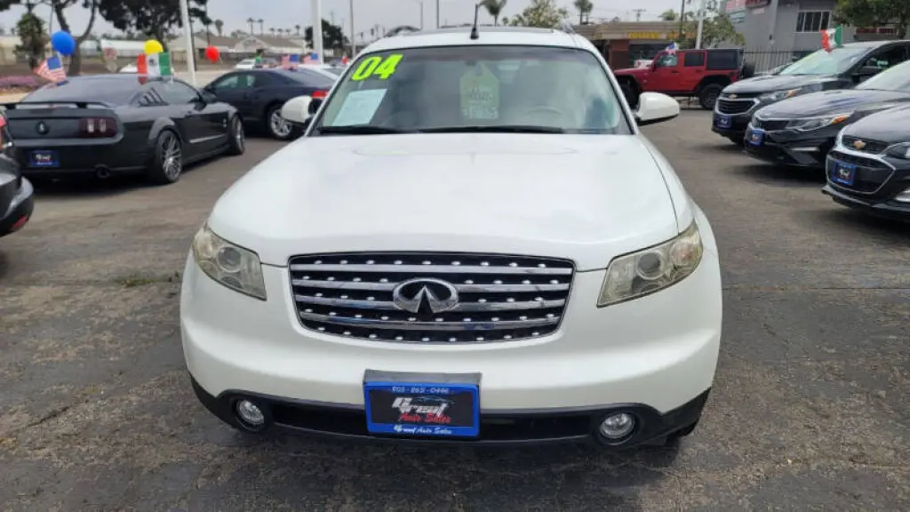 2004 Infiniti FX35