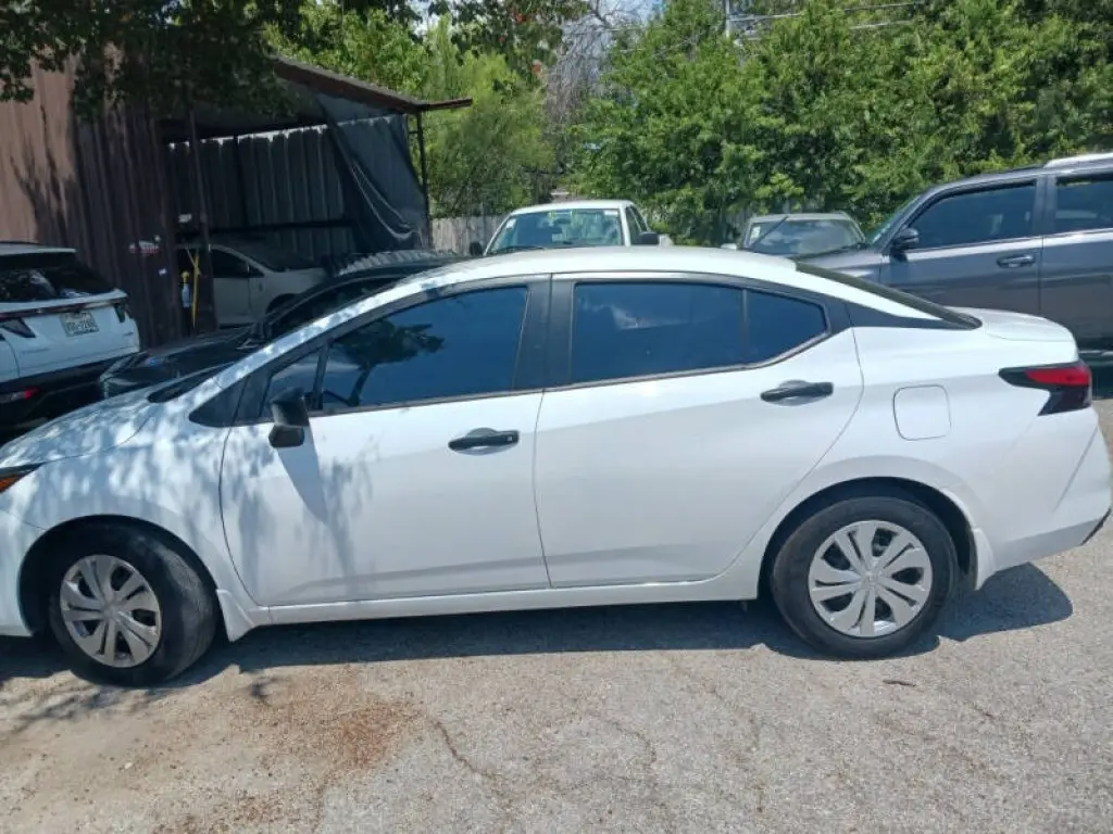 2025 Nissan Versa