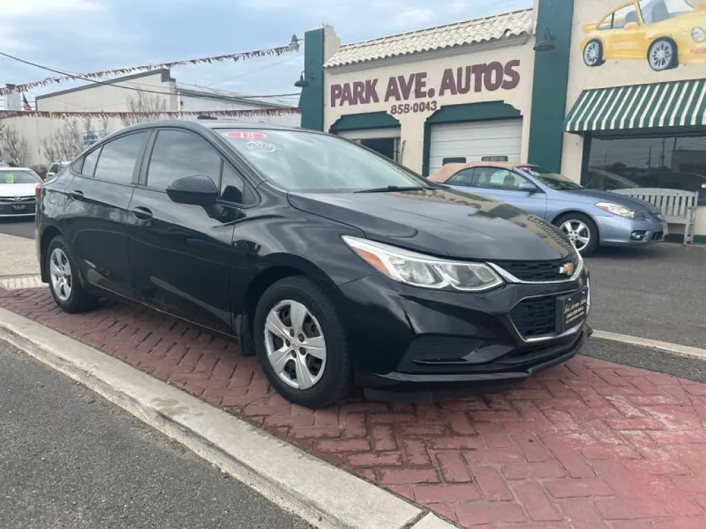 2018 Chevrolet Cruze LS Auto