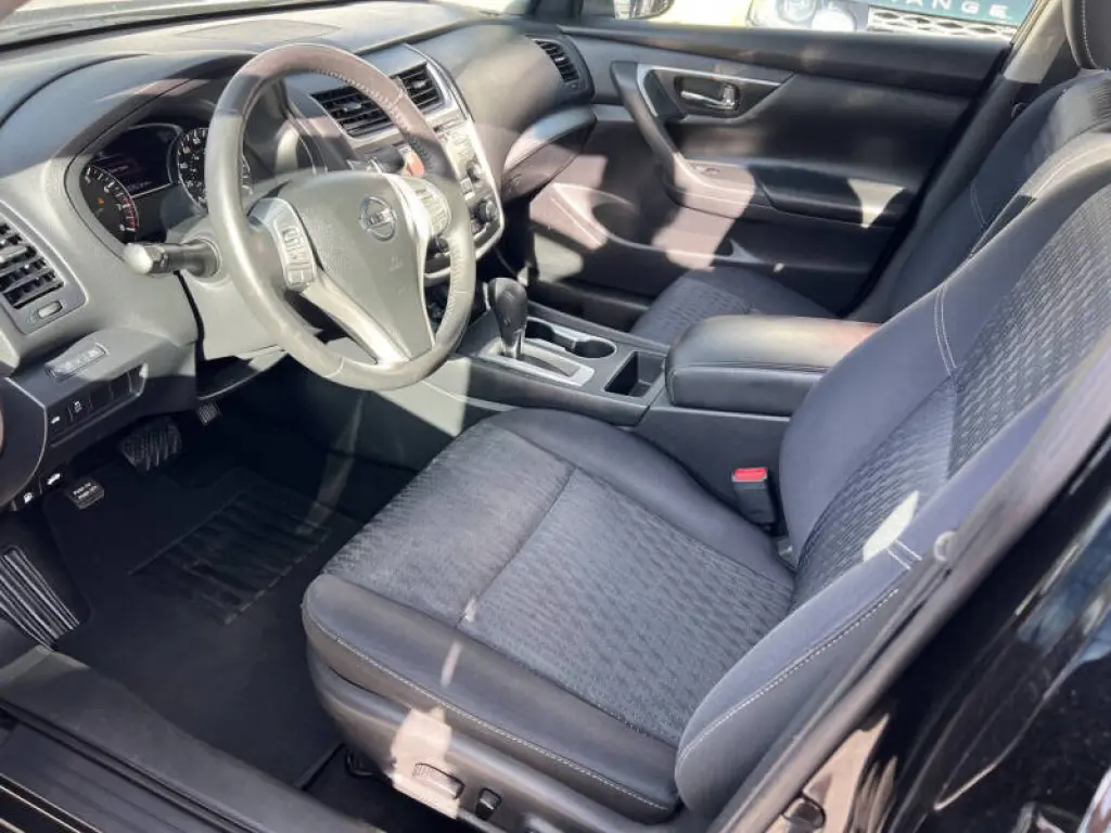 2017 Nissan Altima 2.5 SV