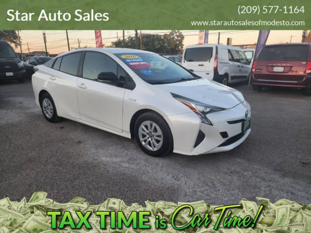 2016 Toyota Prius Two
