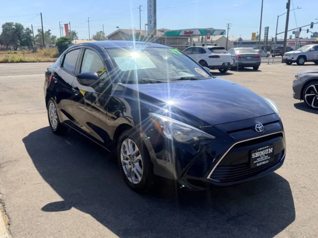 2017 Toyota Yaris iA