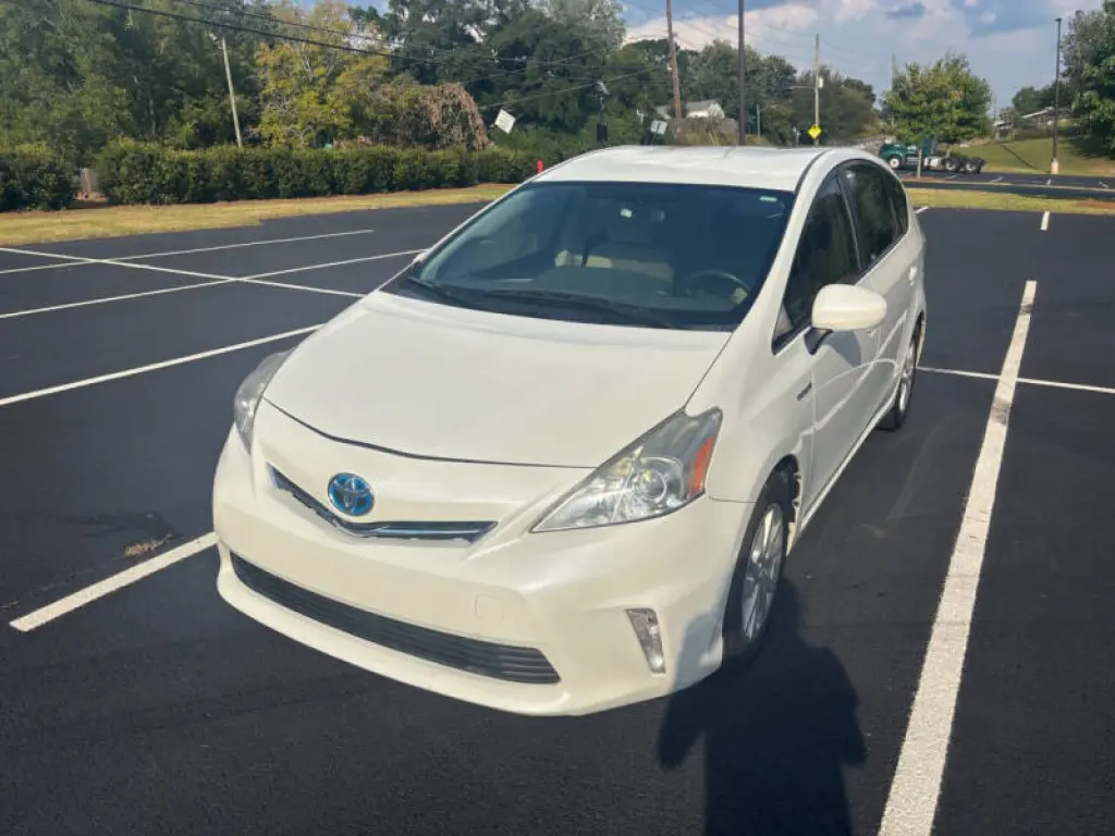 2013 Toyota Prius v