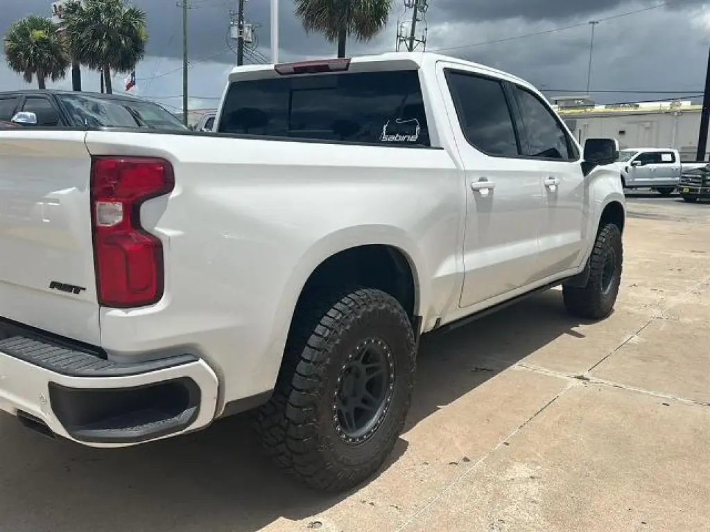 Chevrolet Silverado 1500 2022 4x4 RST 4dr Crew Cab 5.8 ft. SB
