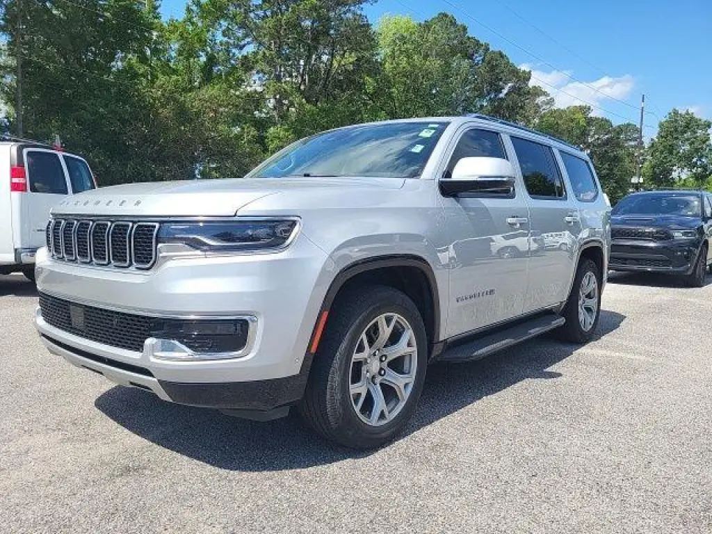 Jeep Wagoneer 2022 4x2 Series II Carbide 4dr SUV