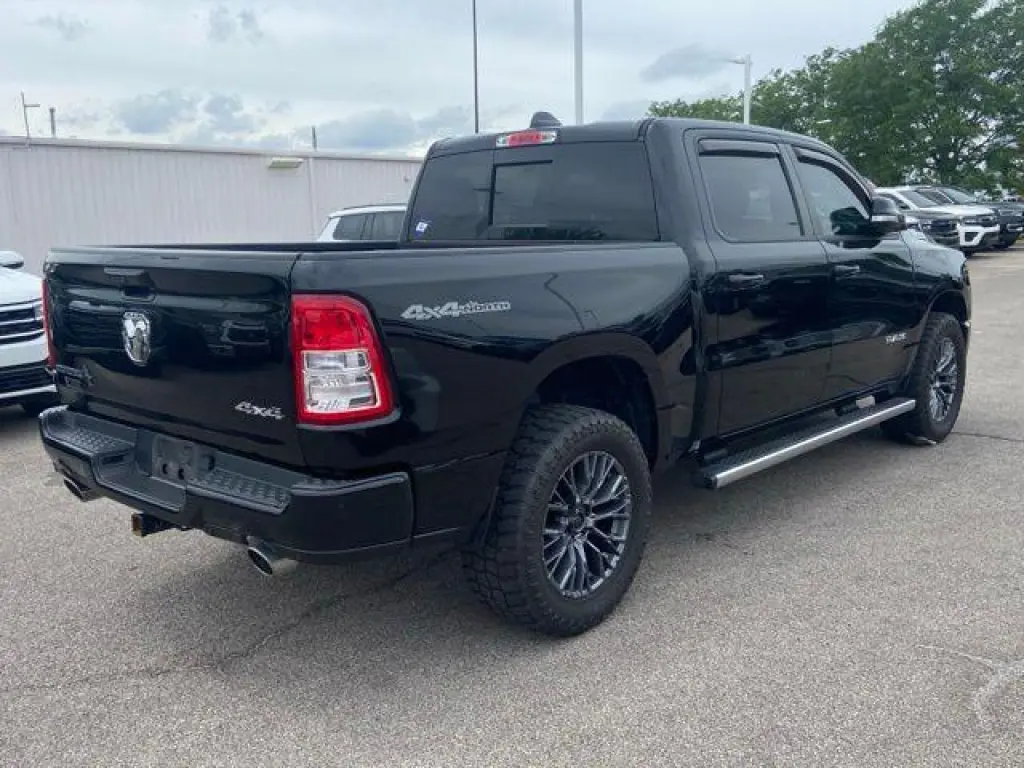 Ram 1500 2020 4x4 Big Horn 4dr Crew Cab 5.6 ft. SB Pickup