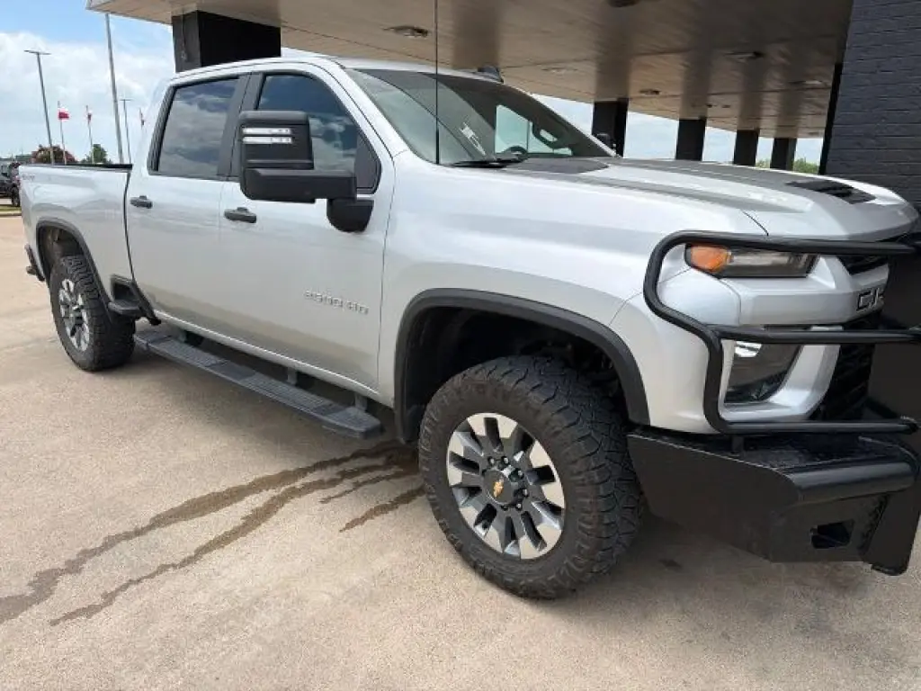 Chevrolet Silverado 2500HD 2023 4x4 Custom 4dr Crew Cab SB