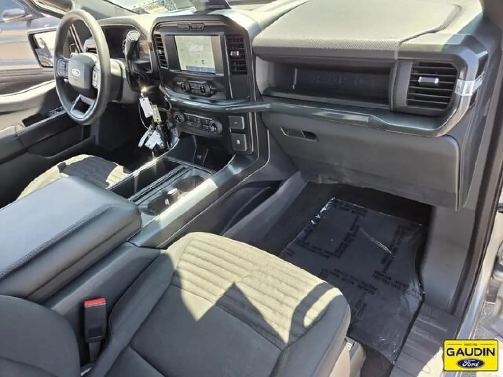 Ford F-150 2023 4x2 XL 4dr SuperCrew 5.5 ft. SB
