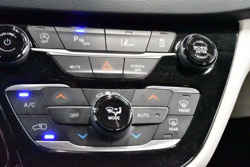 Chrysler Pacifica 2023 Touring L 4dr Mini-Van