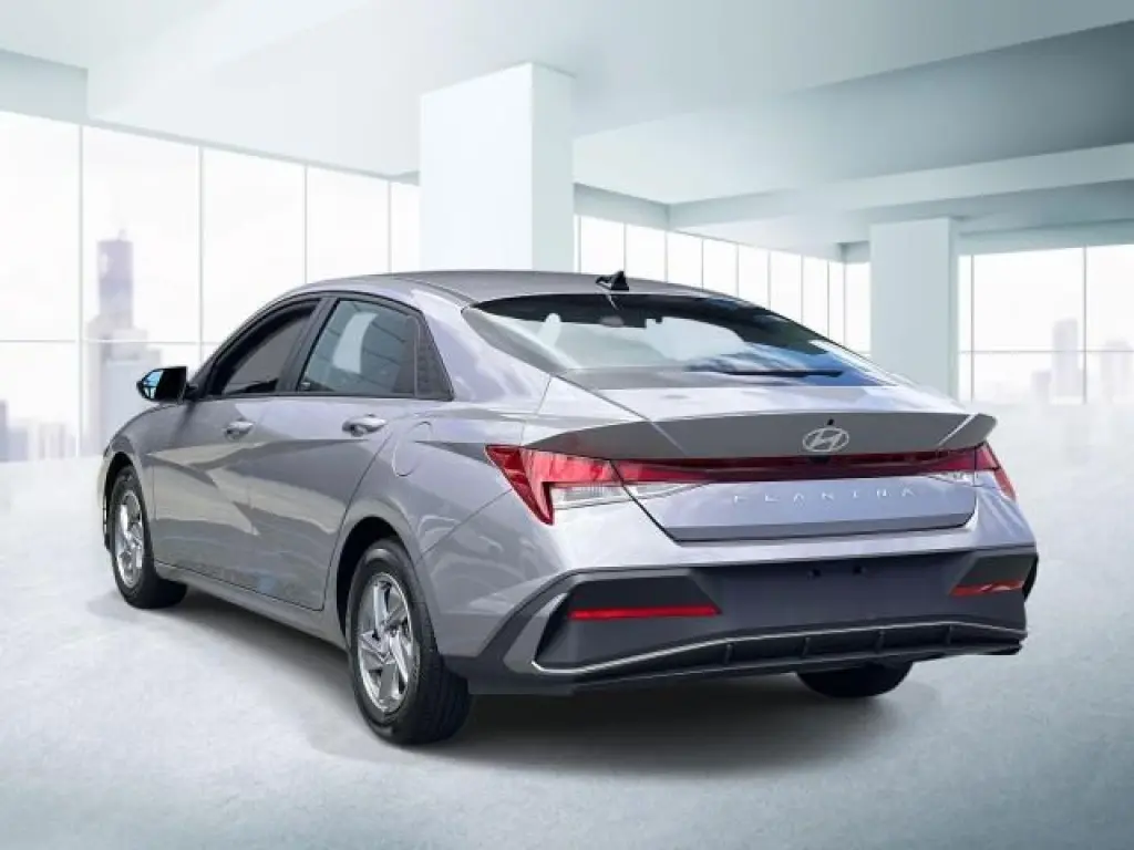 Hyundai ELANTRA 2025 SE 4dr Sedan