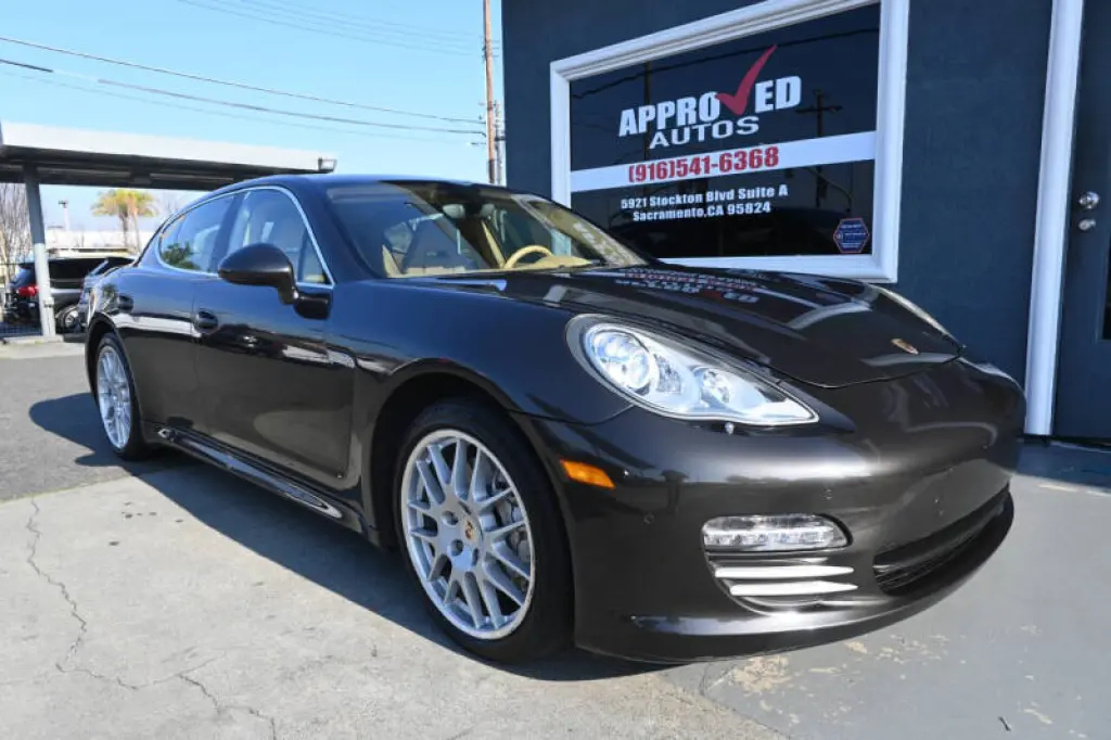 2010 Porsche Panamera 4S