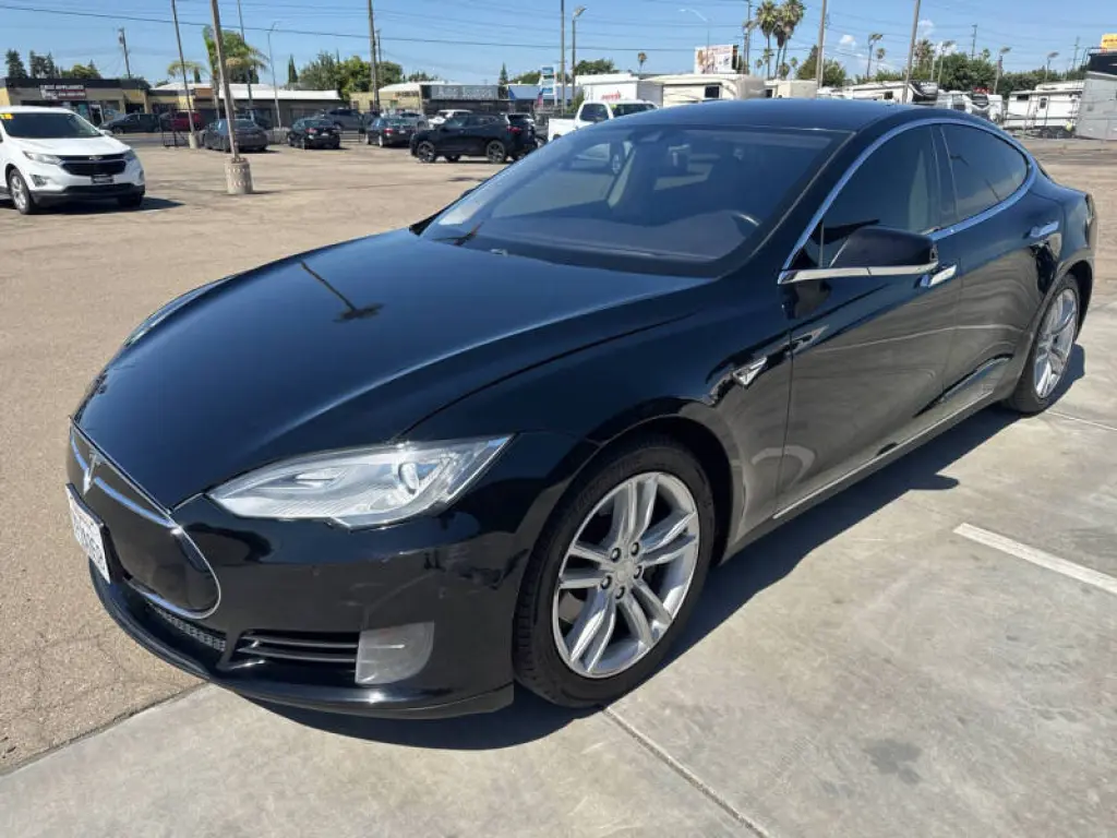2015 Tesla Model S