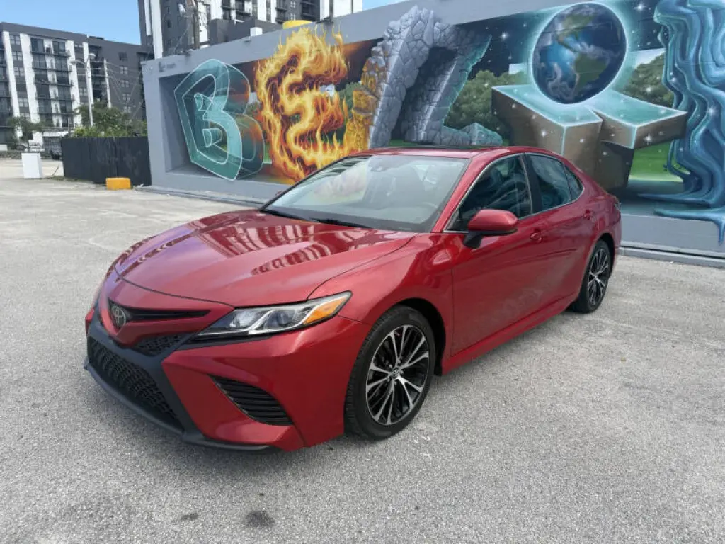 2019 Toyota Camry SE