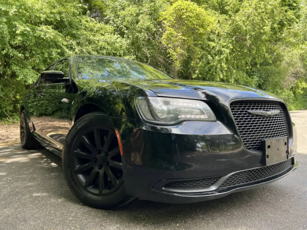 2018 Chrysler 300 Touring L