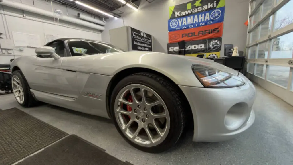 2005 Dodge Viper SRT-10