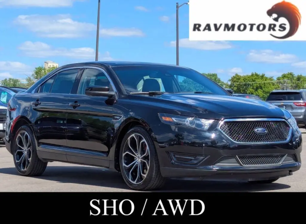 2017 Ford Taurus SHO