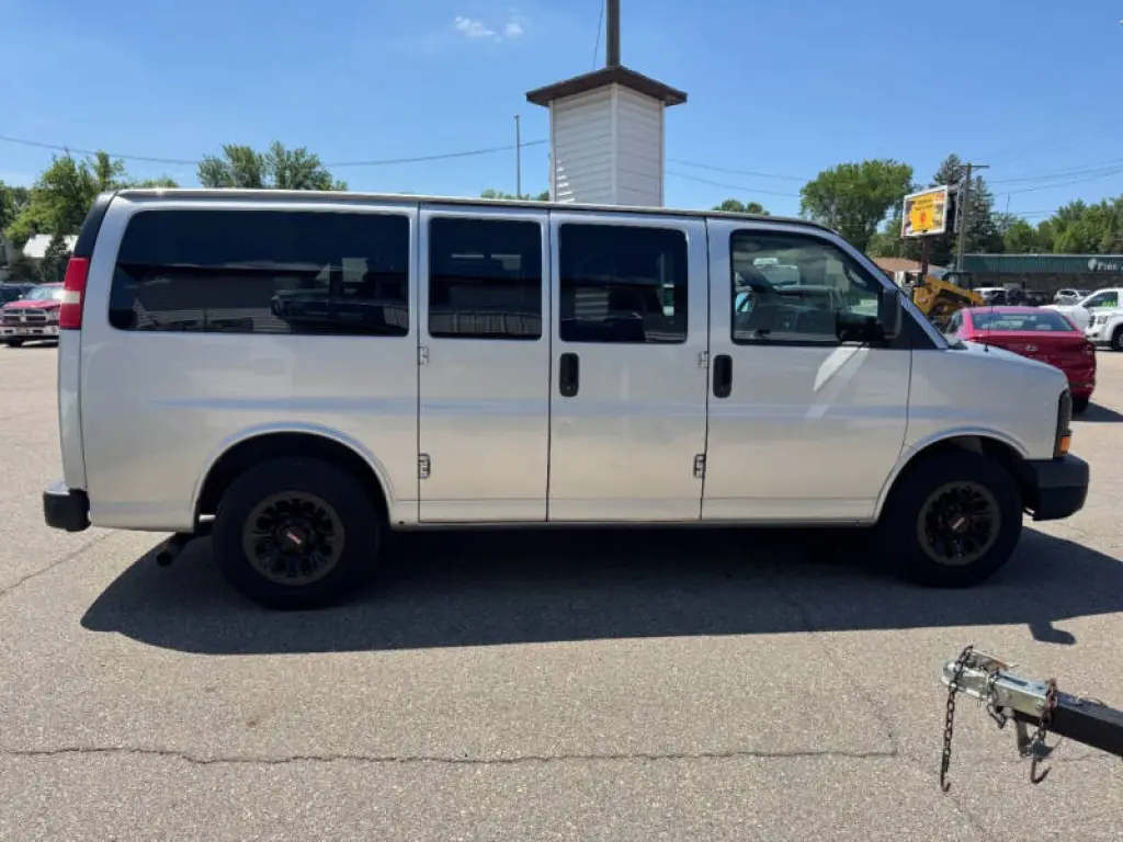 2012 GMC Savana LS 1500
