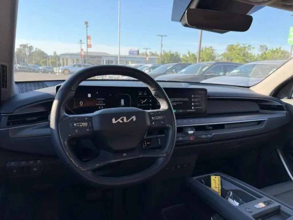 Kia EV9 2024 Light Long Range 4dr SUV