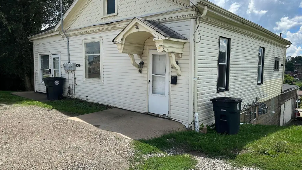 Propiedad en alquiler con 2 habitaciones y 1 baño en Steubenville