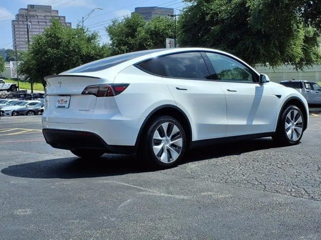 Tesla Model Y 2020 AWD Long Range 4dr Crossover