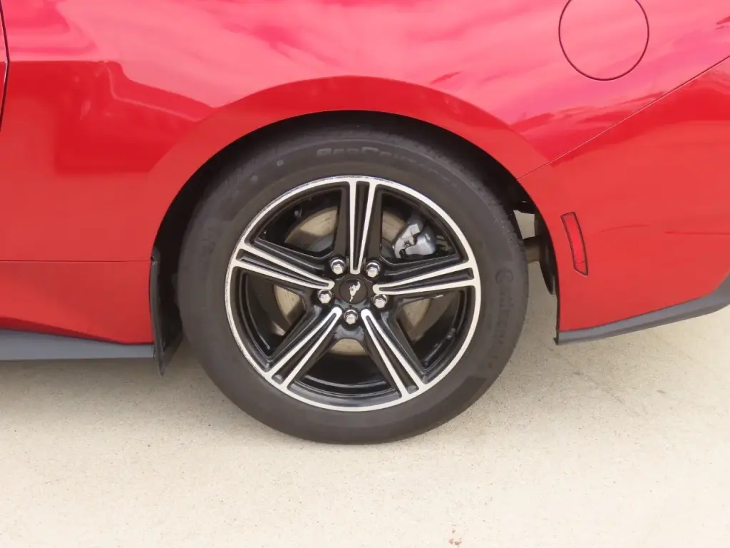 Ford Mustang 2024 EcoBoost 2dr Fastback