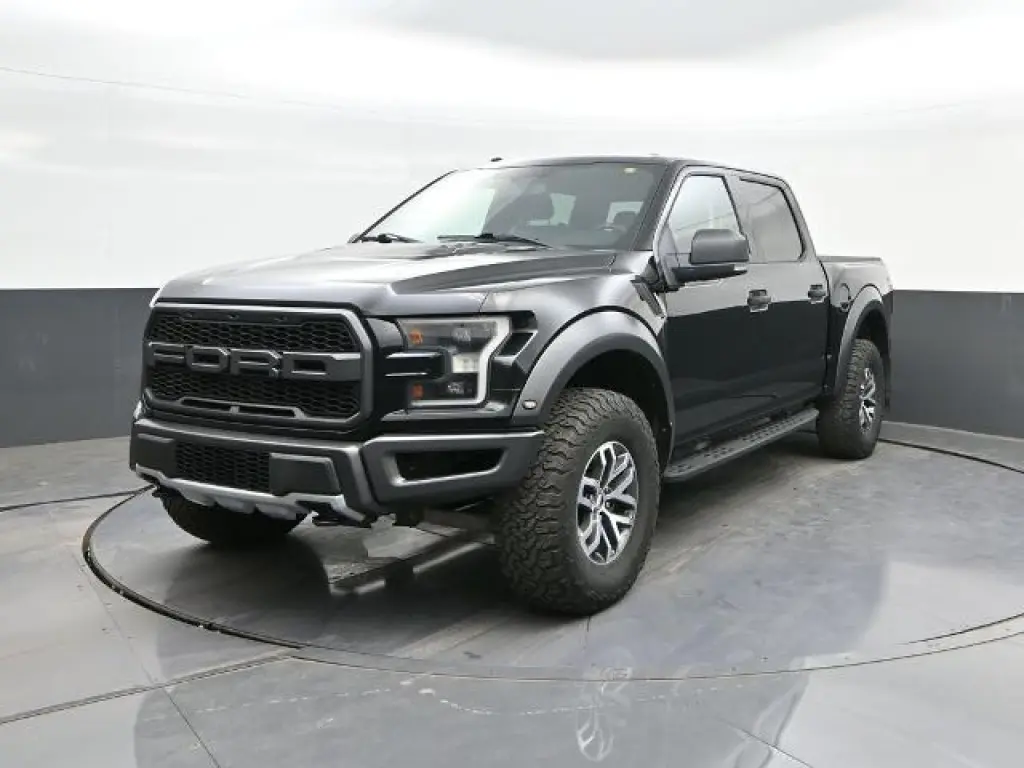 Ford F-150 2018 4x4 Raptor 4dr SuperCrew 5.5 ft. SB