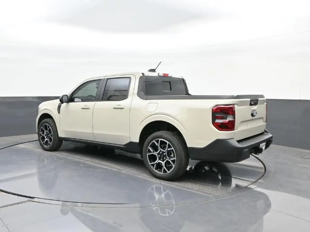 Ford Maverick 2025 AWD Lariat 4dr SuperCrew 4.5 ft. SB