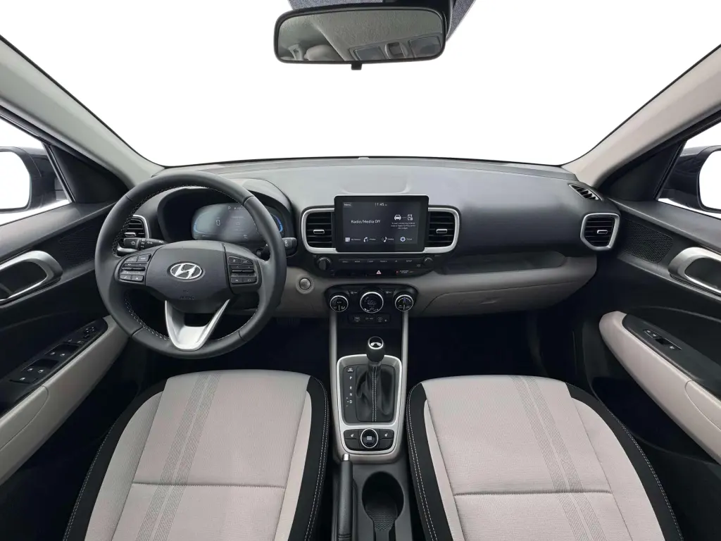 Hyundai VENUE 2026 SEL 4dr Crossover w/Two-Tone Roof