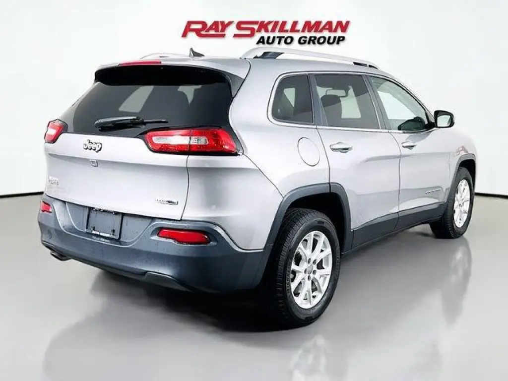 Jeep Cherokee 2016 4x4 Latitude 4dr SUV