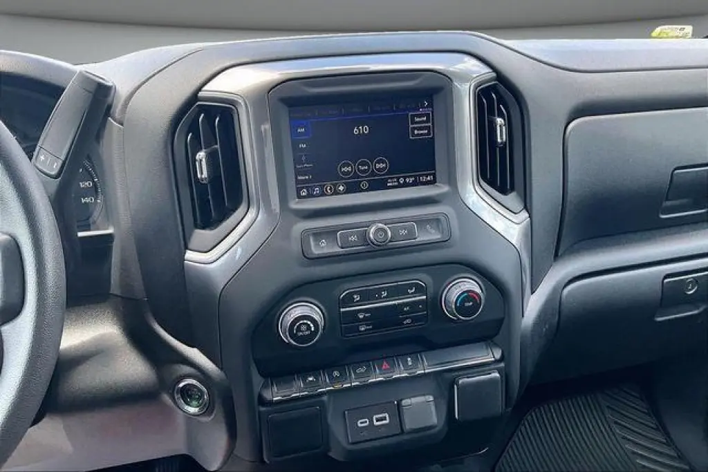 Chevrolet Silverado 1500 2025 4x4 Custom 4dr Double Cab 6.6 ft. SB