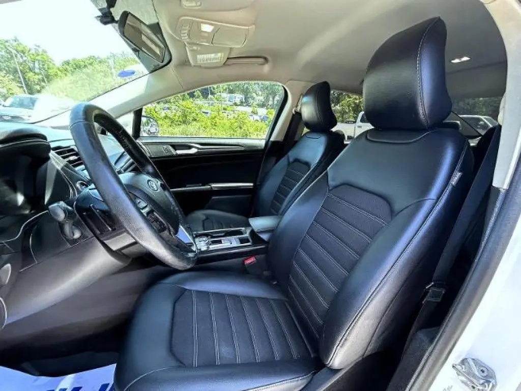 Ford Fusion 2018 SE 4dr Sedan