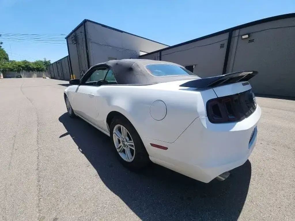 Ford Mustang 2014 V6 2dr Convertible