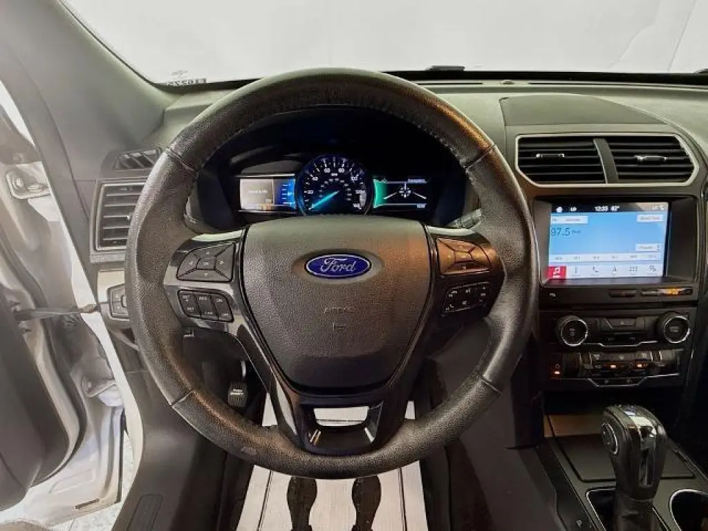 Ford Explorer 2018 XLT 4dr SUV