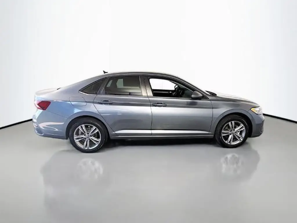 Volkswagen Jetta 2023 SE 4dr Sedan