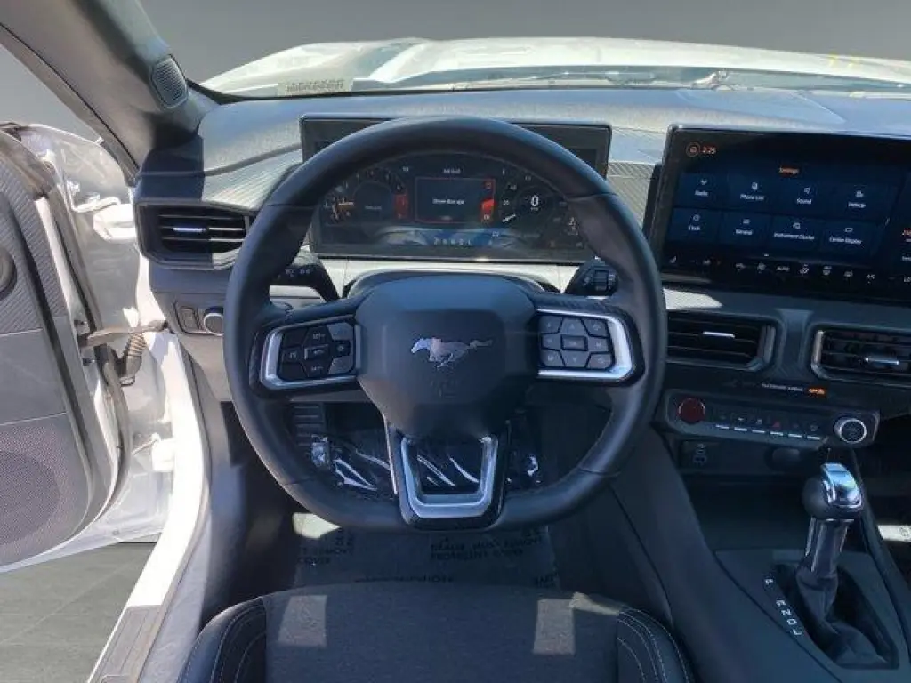 Ford Mustang 2024 EcoBoost 2dr Fastback
