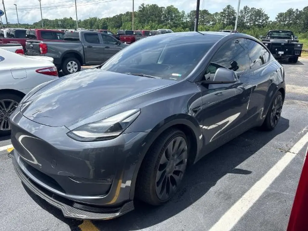 Tesla Model Y 2021 AWD Performance 4dr Crossover