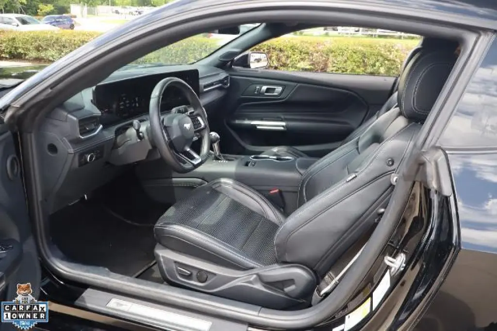 Ford Mustang 2024 EcoBoost 2dr Fastback