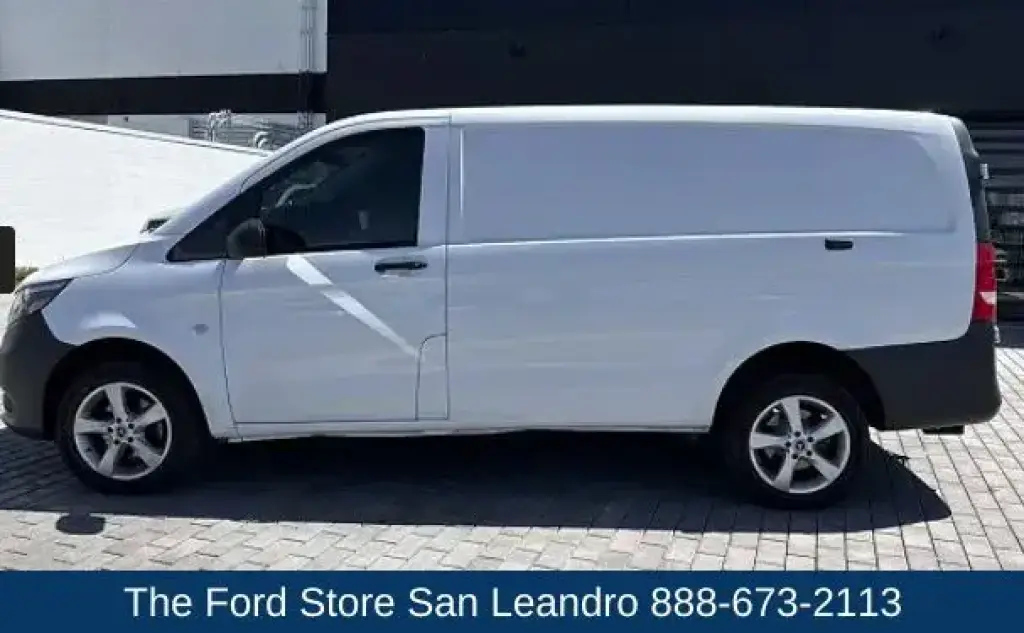 Mercedes-Benz Metris 2023 Cargo 3dr 126 WB Mini-Van